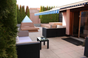 Sundeck-gay-club-sauna-bern-suisse-terrasse-naturiste