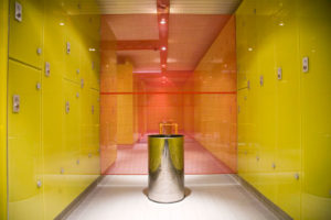 Sundeck-gay-club-sauna-bern-suisse-vestiaires